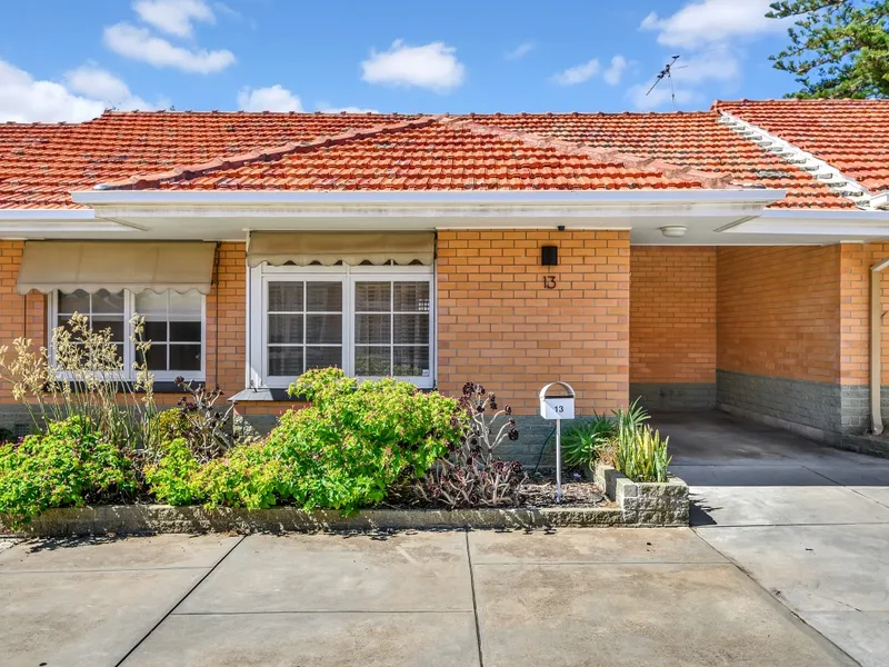 Blue Chip, affordable homette where you can walk to the beach and the local attractions.