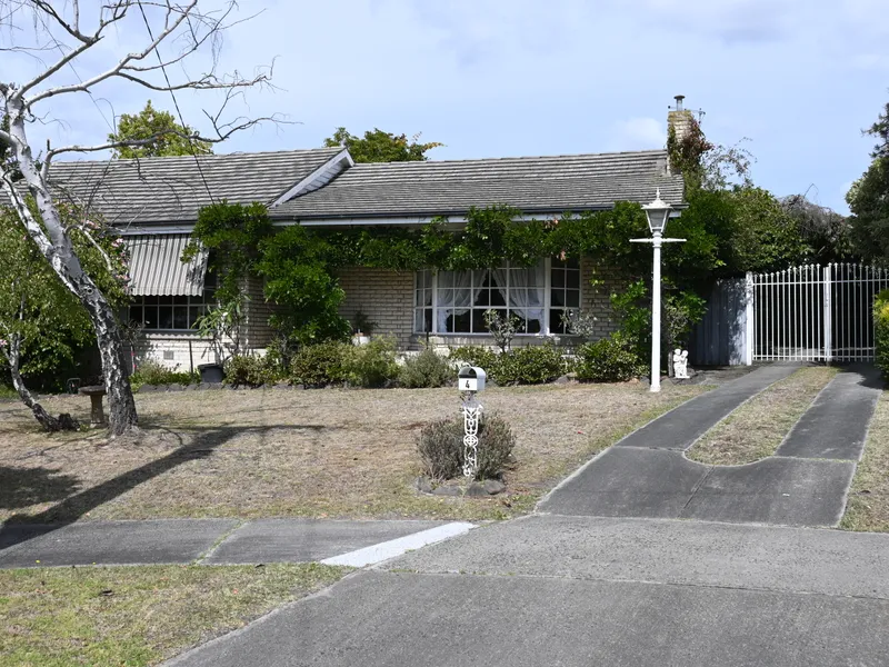 ABSOLUTELY FABULOUS!!!- PRICE REDUCED