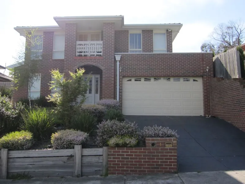 Excellent 4 Bedroom Townhouse