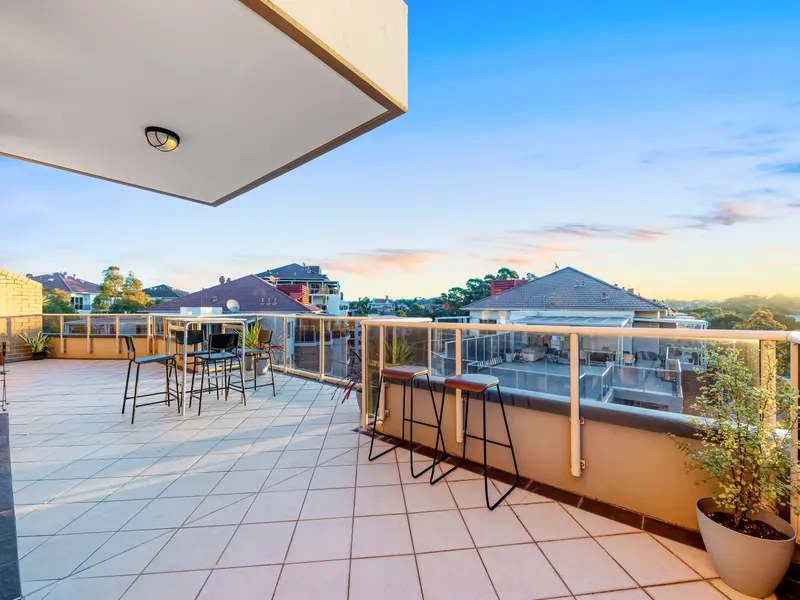 The most unique one bedroom Sub-Penthouse in Wolli Creek