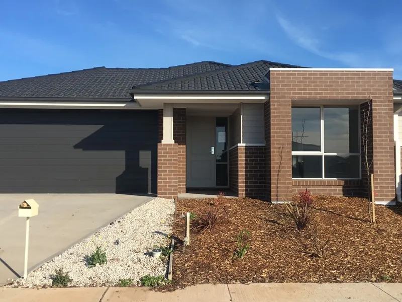 Join the growing Penny Royal community in this brand new 4 bedroom home!