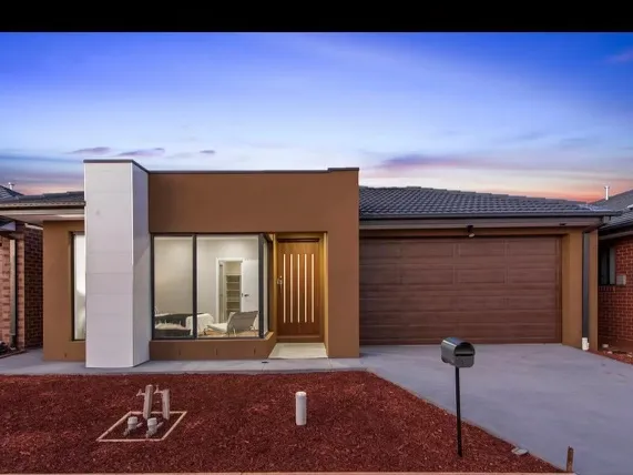 Discover Unparalleled Luxury property in Thornhill Park