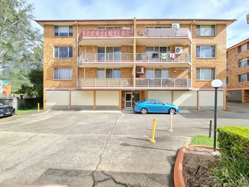 SECURE 2 BEDROOM UNIT