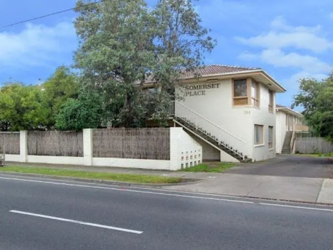 Beach side Renovators Delight