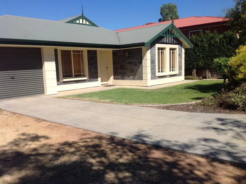 Enjoy the outdoors in convenient location