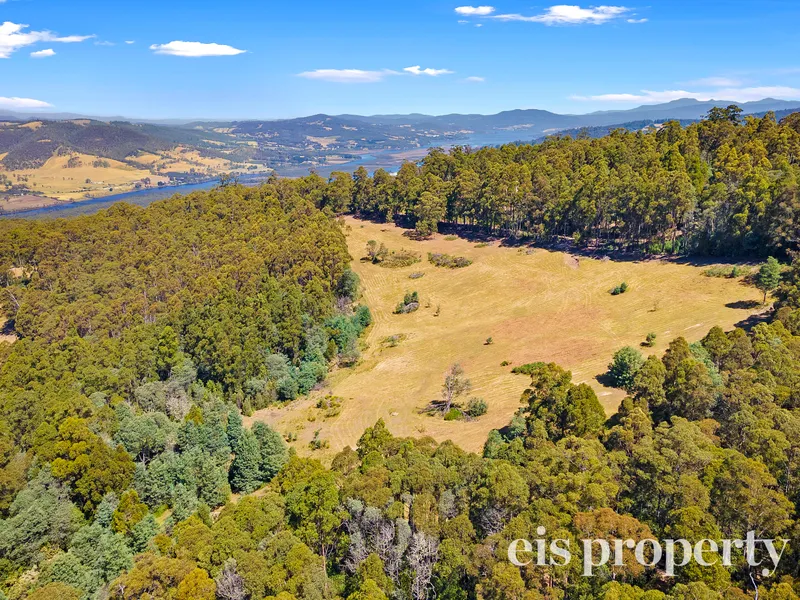 An oasis, minutes to Huonville