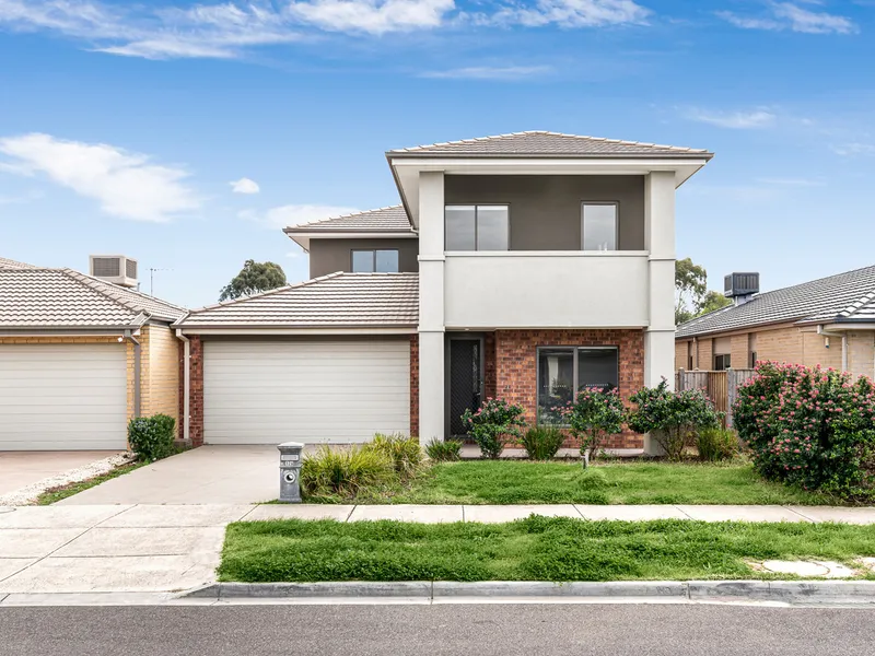 Family Excellence in Exclusive Estate