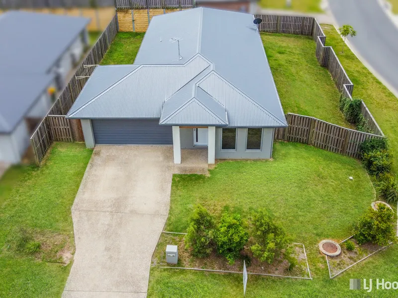 UNDER CONTRACT BY NYREE EWINGS!
