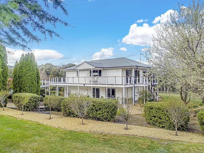 Picture perfect acreage with Mt Buller views