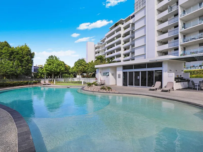 Resort Style Living In The Heart Of Maroochydore