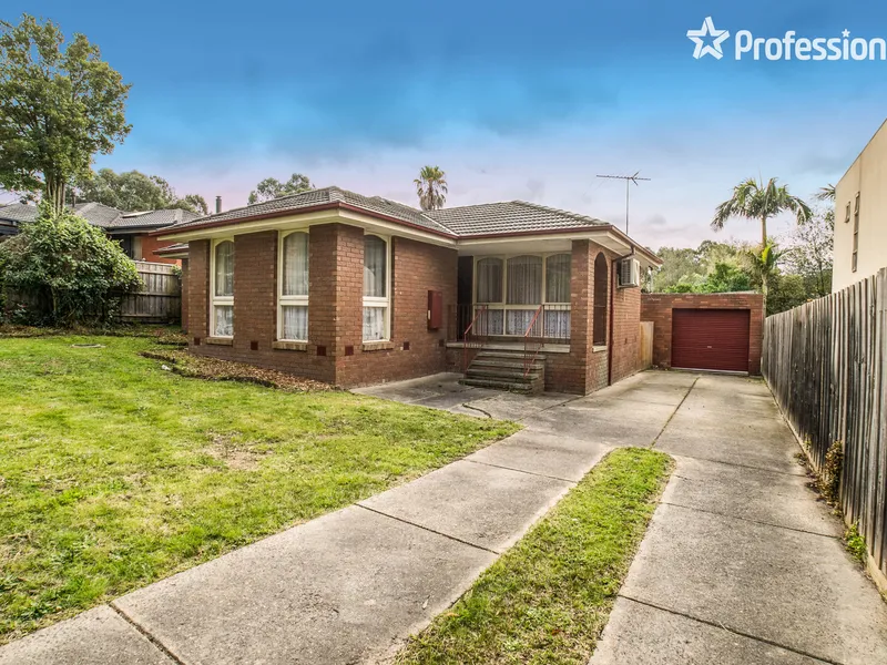 FAMILY FRIENDLY IN REGENCY PARK!