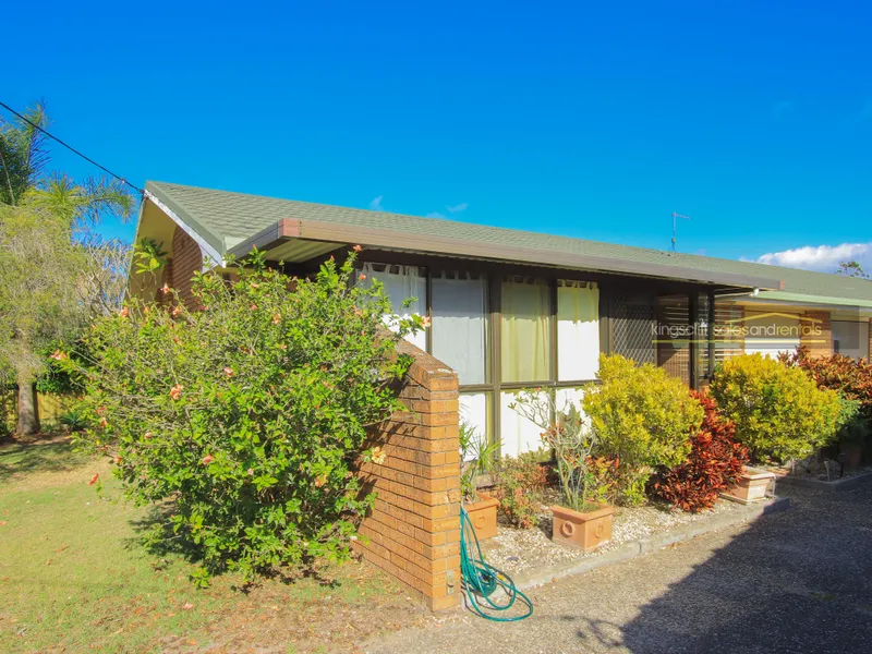 2br duplex with garage