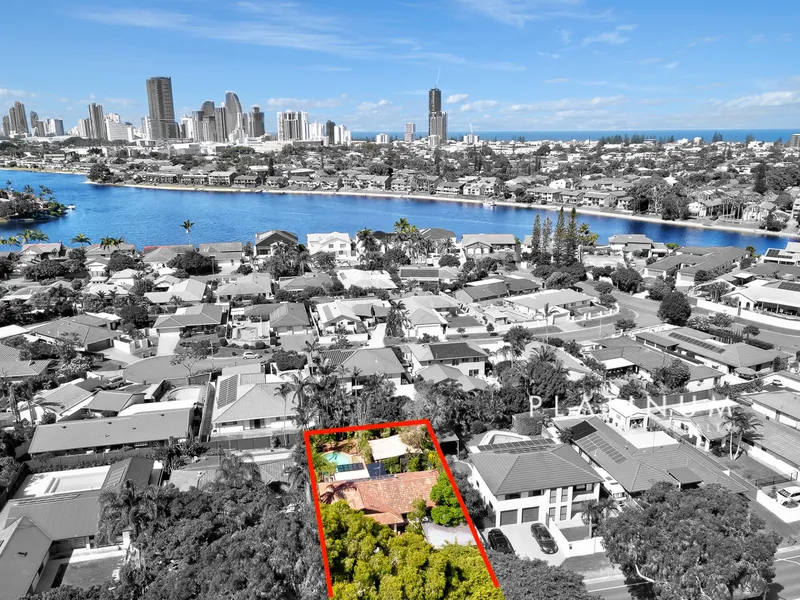 Gold Coast Home with a large in-ground pool for Summer