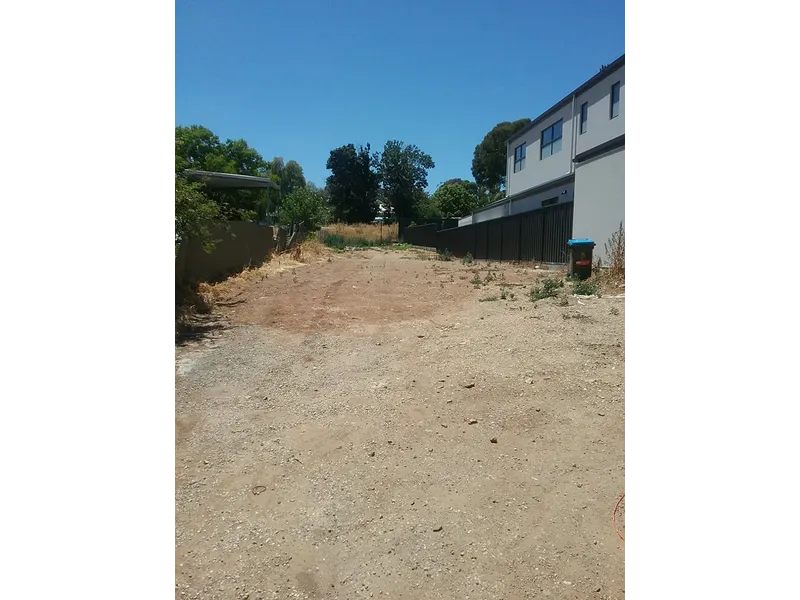 VACANT ALLOTMENT CLOSE TO TRANSPORT
