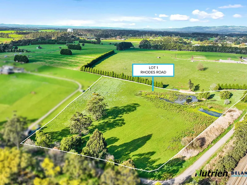 10 Acre Paradise - 120+ Years in the Family