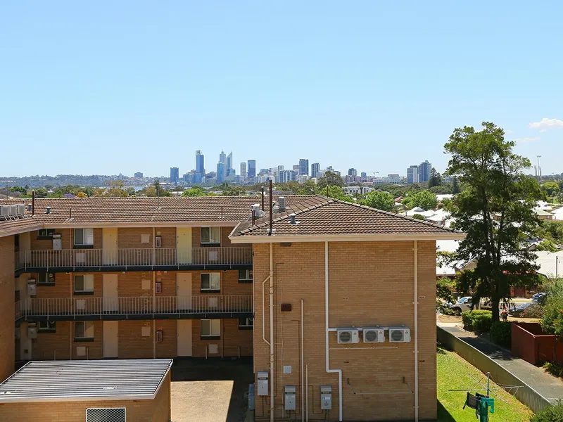 CENTRAL VICTORIA PARK LOCATION