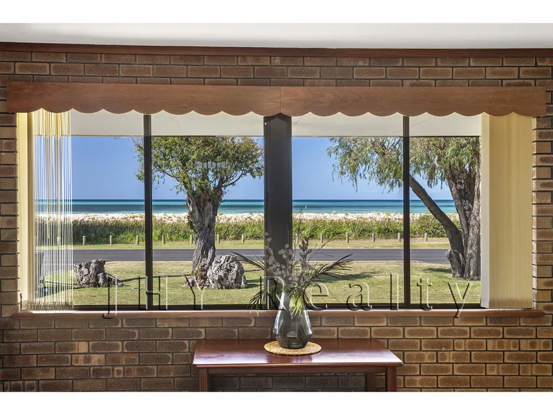 GEOGRAPHE BAY PANORAMA!