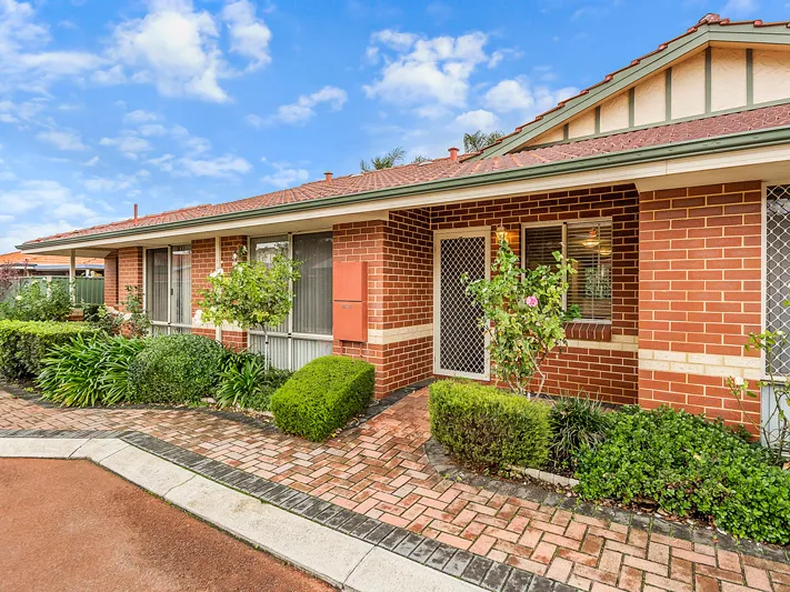 This recently refreshed villa is competitively priced and ready to move into now.