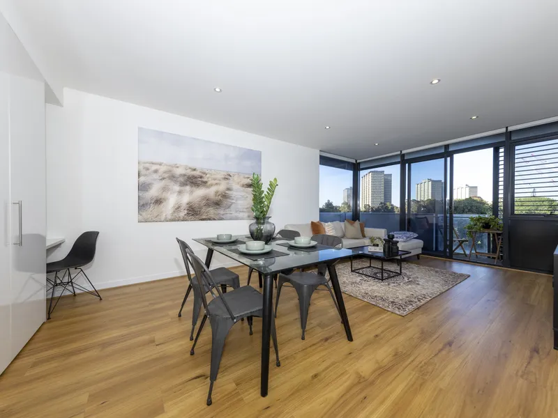 TRAVANCORE on the PARK - A WARM AND WELCOME HOME AWAITS - Sale by closing date, Monday 12th December (unless SOLD prior)