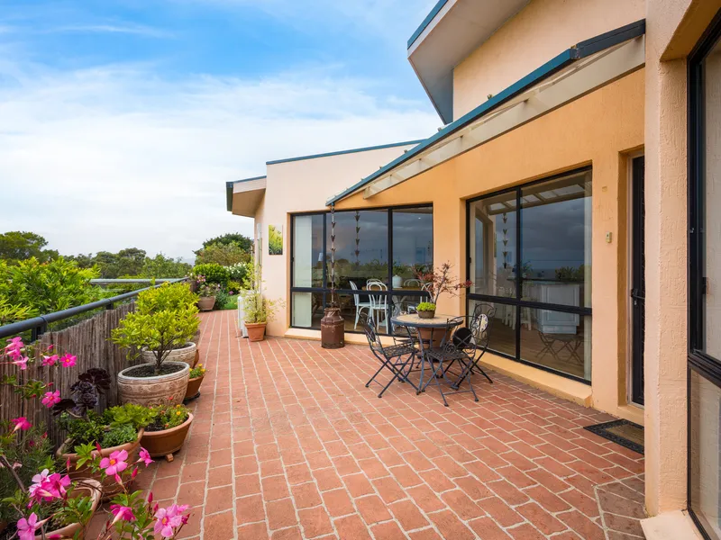 Terrific Tuscan Townhouse