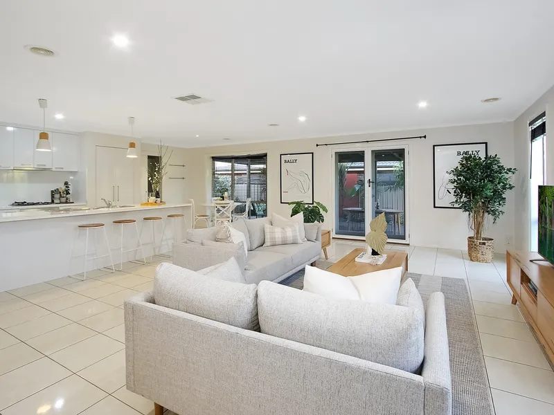 Let Me Entertain You!!