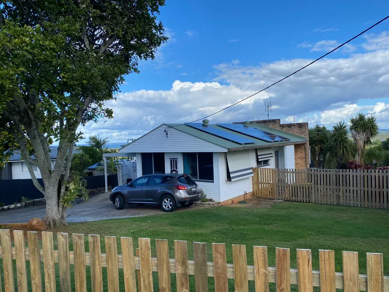 TIDY TWO BEDROOM UNIT IN EAST BANORA