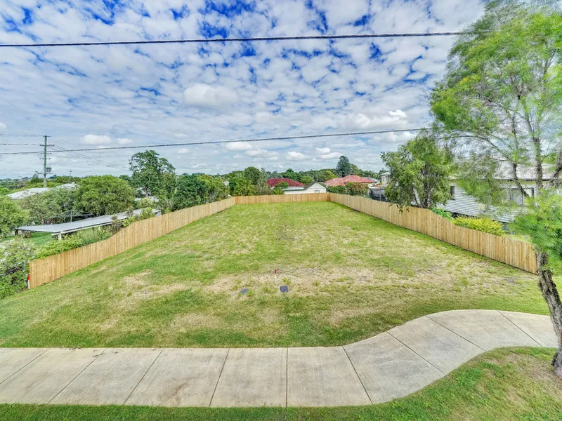 New Land in Silkstone