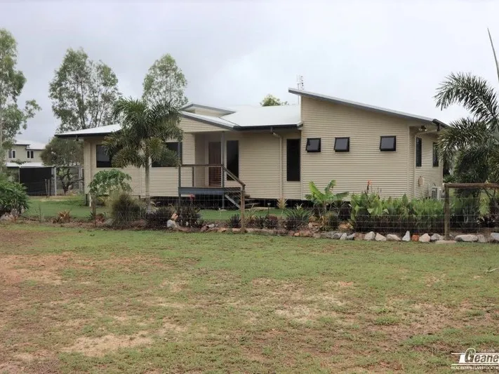 EXCELLENT FAMILY PACKAGE - 4 BED / 3 BATH / SHED / SOLAR