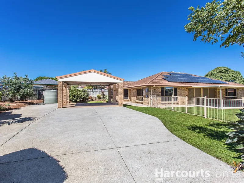 Family Home on Large Block!