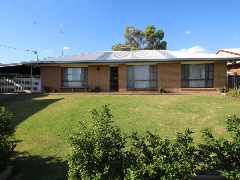 32 Boland Drive, Moree, NSW, 2400