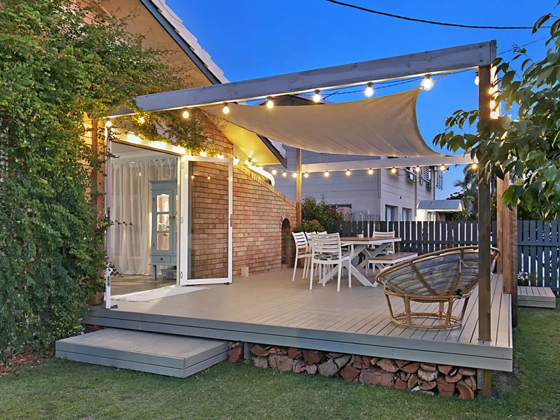 Spacious beachside duplex