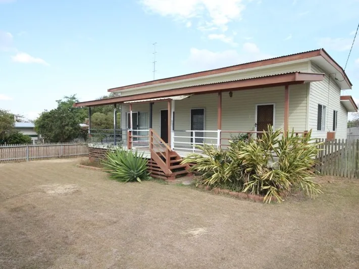 INVESTORS DELIGHT ~ LARGE BLOCK ~ CENTRALLY LOCATED ~ GOOD RETURN