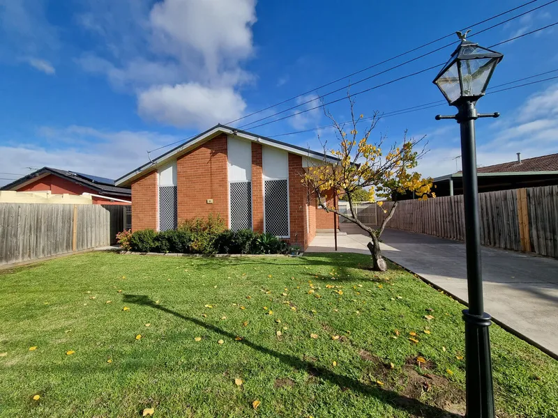 BRILLIANT GEM OF SUNNY WEST