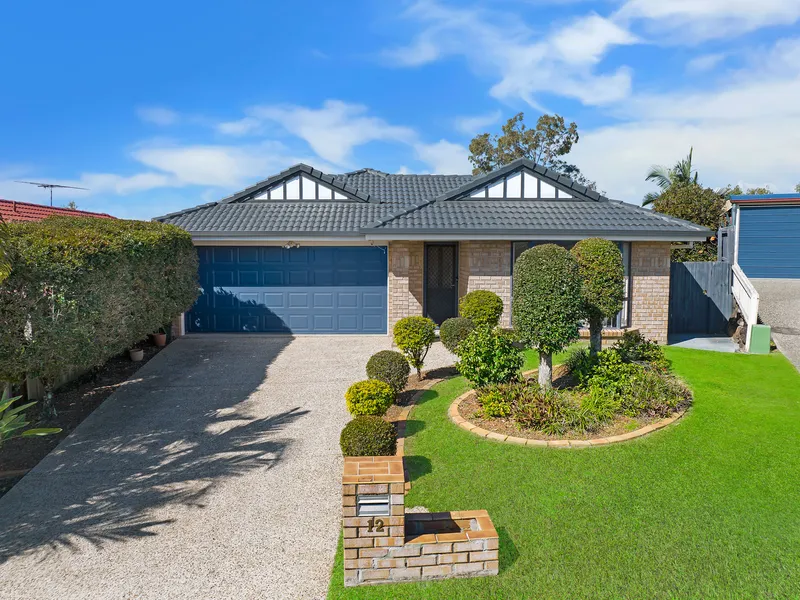 Immaculate home in great location!