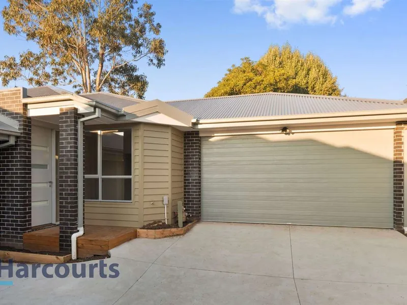 Modern Unit near the Beach!