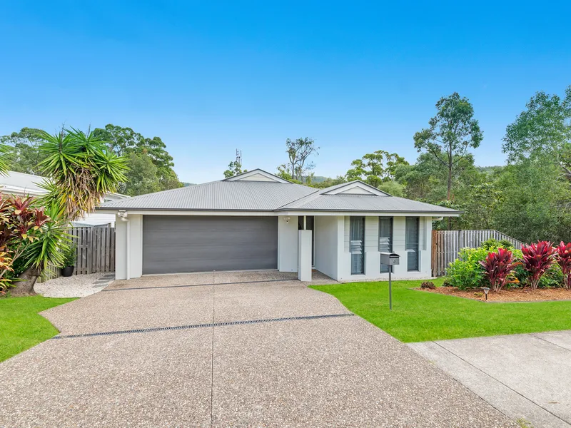 HIGHLAND RESERVE FAMILY HOME BACKING ONTO PEACEFUL BUSHLAND