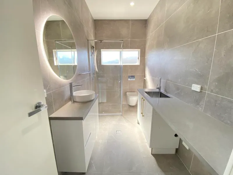 1 BEDROOM GRANNYFLAT