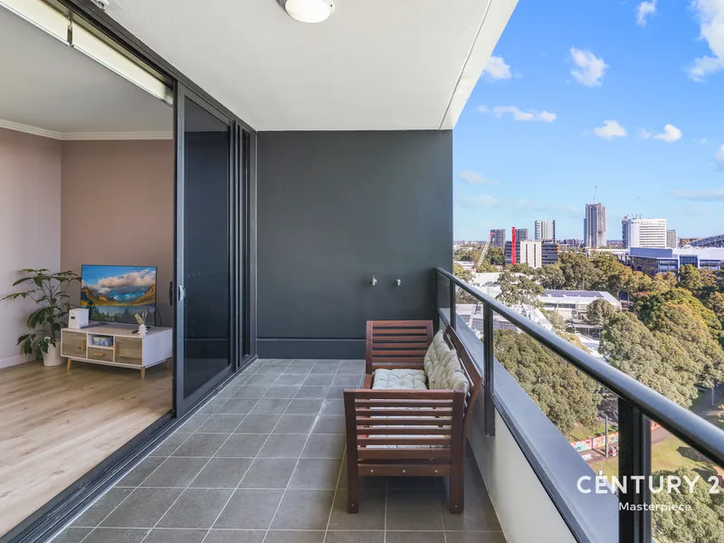 Spacious Two Bedroom Apartment In the Hear of Sydney Olympic Park