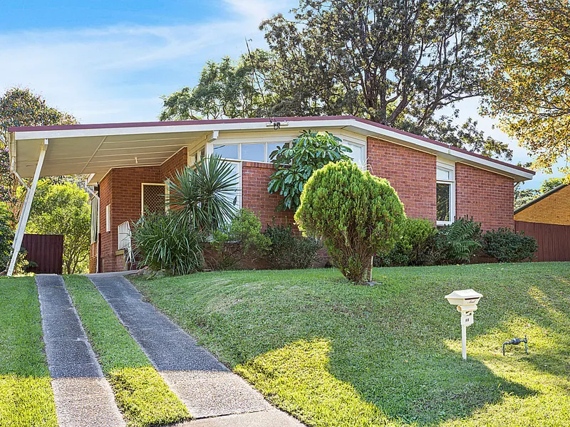 Three bedroom family home in a quiet sought after street.