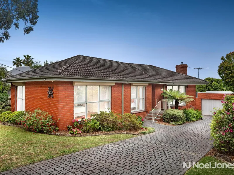 A Chirnside Park Haven With Breathtaking Views