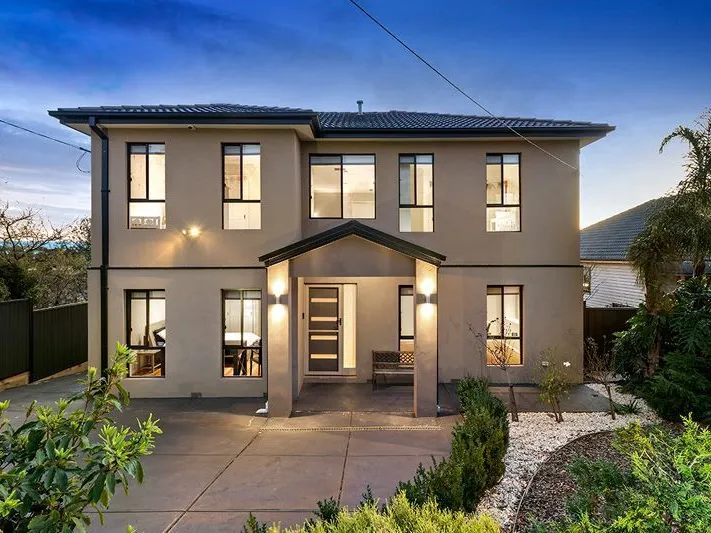 Four Bedroom Beauty in Oak Park - A must-see!