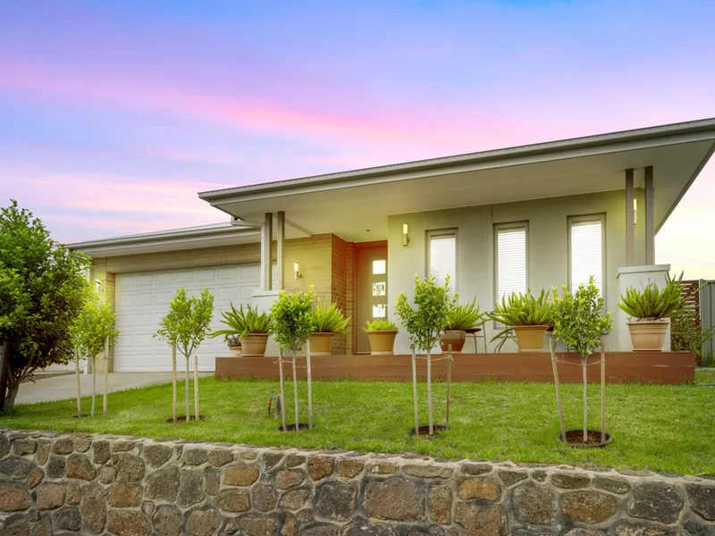 IMMACULATE 4 BEDROOM RESIDENCE