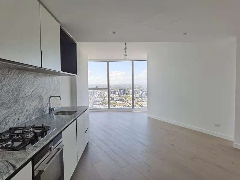 Delightful Two Bedroom Apartment Located In West Side Place!