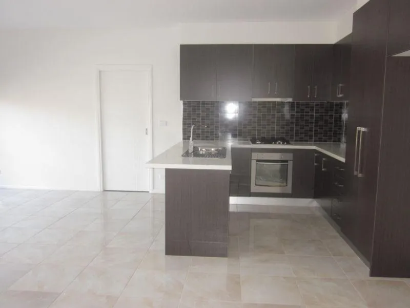 Immaculately Presented Townhouse