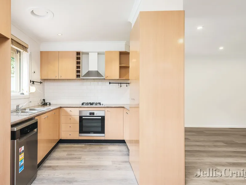 SENSATIONAL NEWLY RENOVATED HOME IN BENTLEIGH EAST