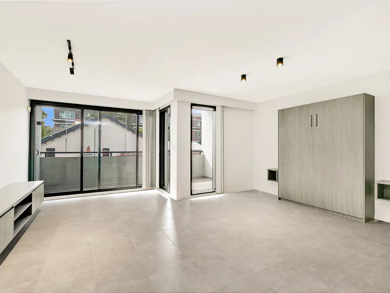 Modern Studio!