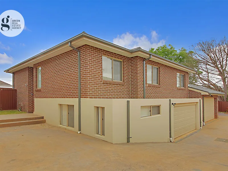 Elegantly Designed, Near New Villa Style Home! 4 Bedroom Plus Study!