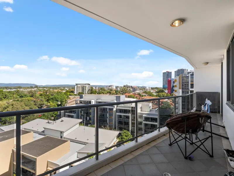 STOP SEARCHING! AMZING 2 BEDROOM WITH LARGE BALCONY APARTMENT  - MUST BE SOLD.