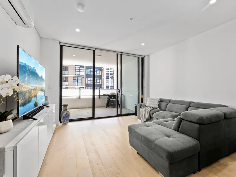 Spacious Idyllic North Facing Position