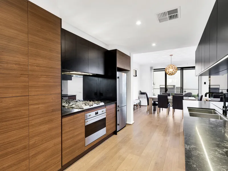 Ultra-Stylish Contemporary Living 